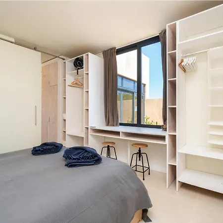 Sunny, Modern With Terraces And Garden Hébergement de vacances Sagres