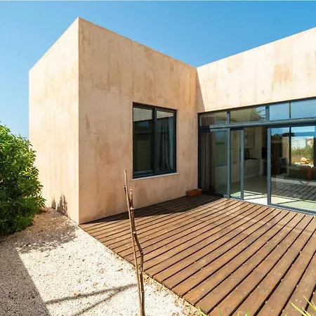 Prázdninový dům Sunny, Modern With Terraces And Garden Sagres